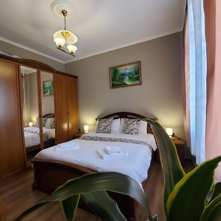 Metropolitan Apartments - City Center Tiranë Luaran gambar
